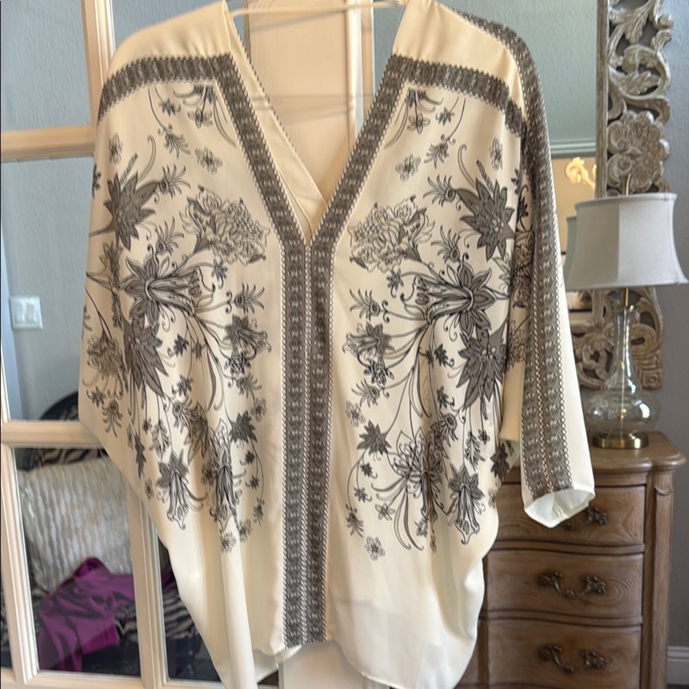 Elegant Cream and Black Floral Women's Top Size L